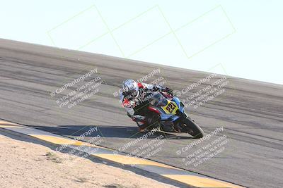 media/Nov-17-2024-CVMA (Sun) [[1fec520723]]/Race 11-Amateur Supersport Open/